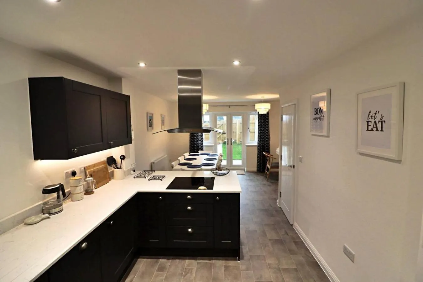 Meadow View, Elm Park Villa Exeter