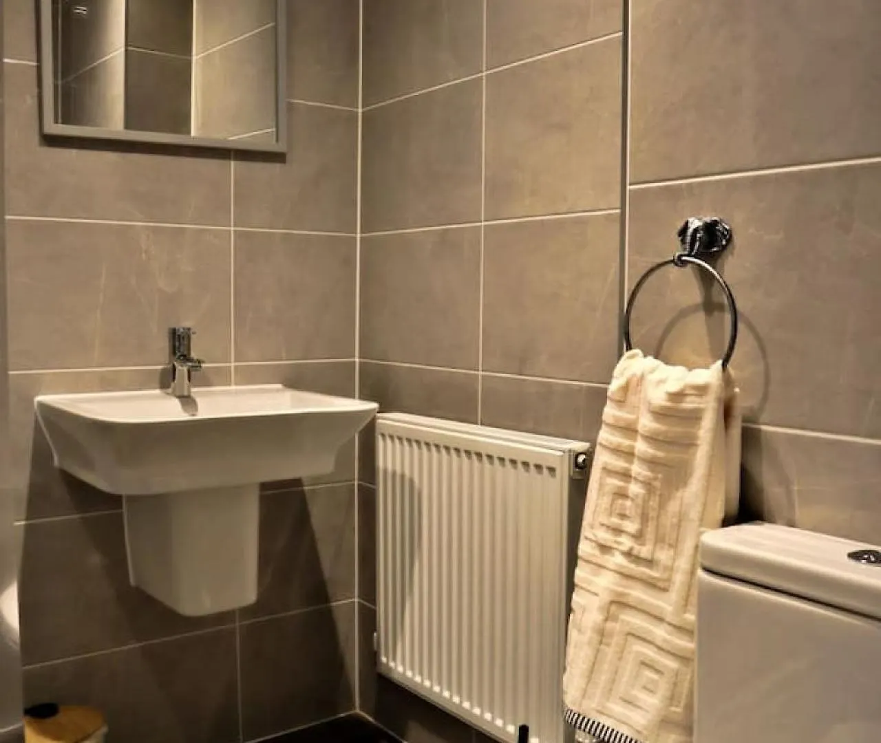 Meadow View, Elm Park Villa Exeter